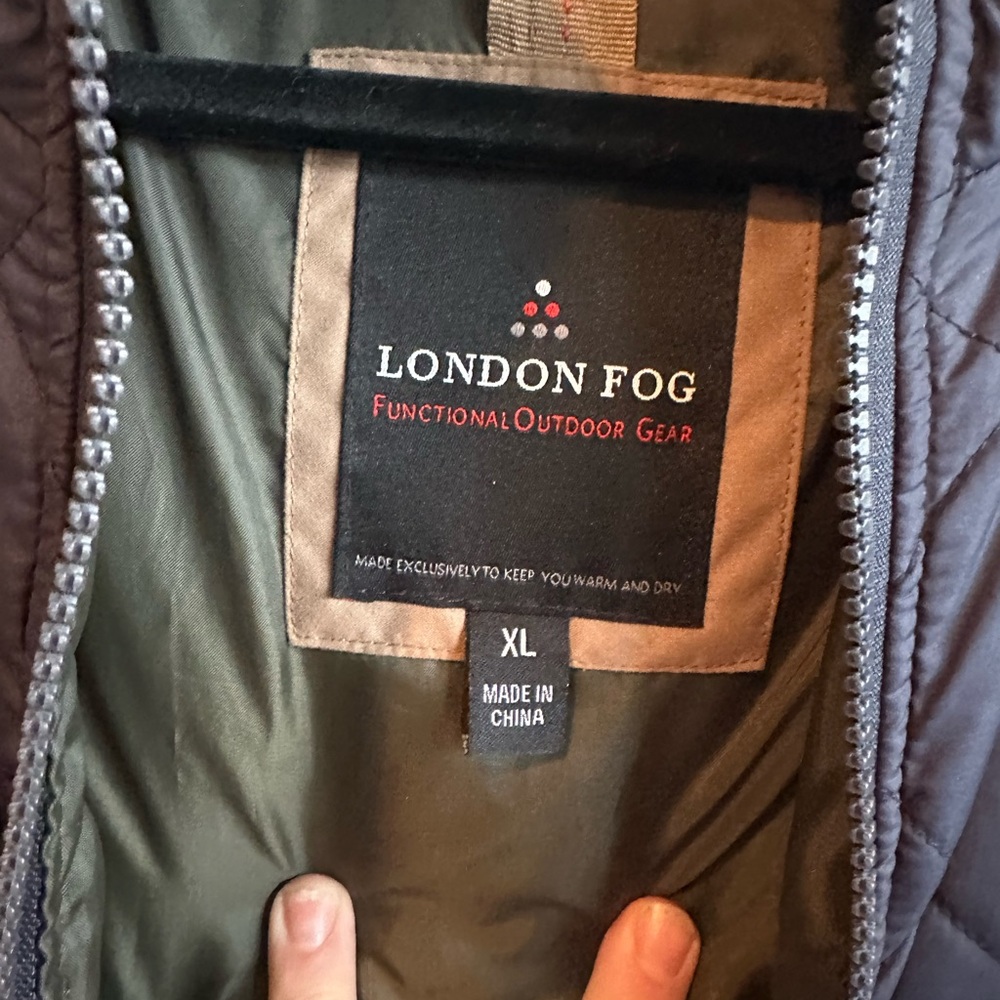 London Fog | Men’s Diamond Quilted Hooded Jacket - XL Navy Blue - Picture 2 of 10